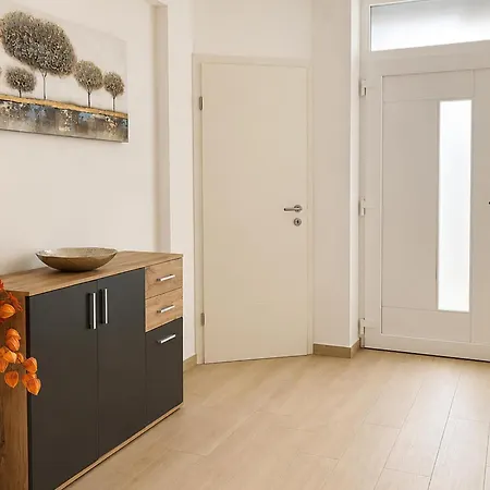Vakantiehuis 3 Bedroom Gorgeous In